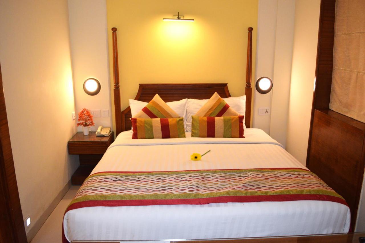 Sea Breeze Max Resort & Spa Madgaon Εξωτερικό φωτογραφία