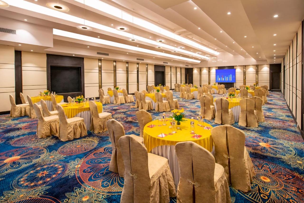 Sea Breeze Max Resort & Spa Madgaon Εξωτερικό φωτογραφία
